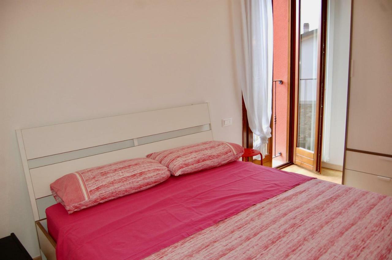 דירות Sueglio Casa Patrizia מראה חיצוני תמונה