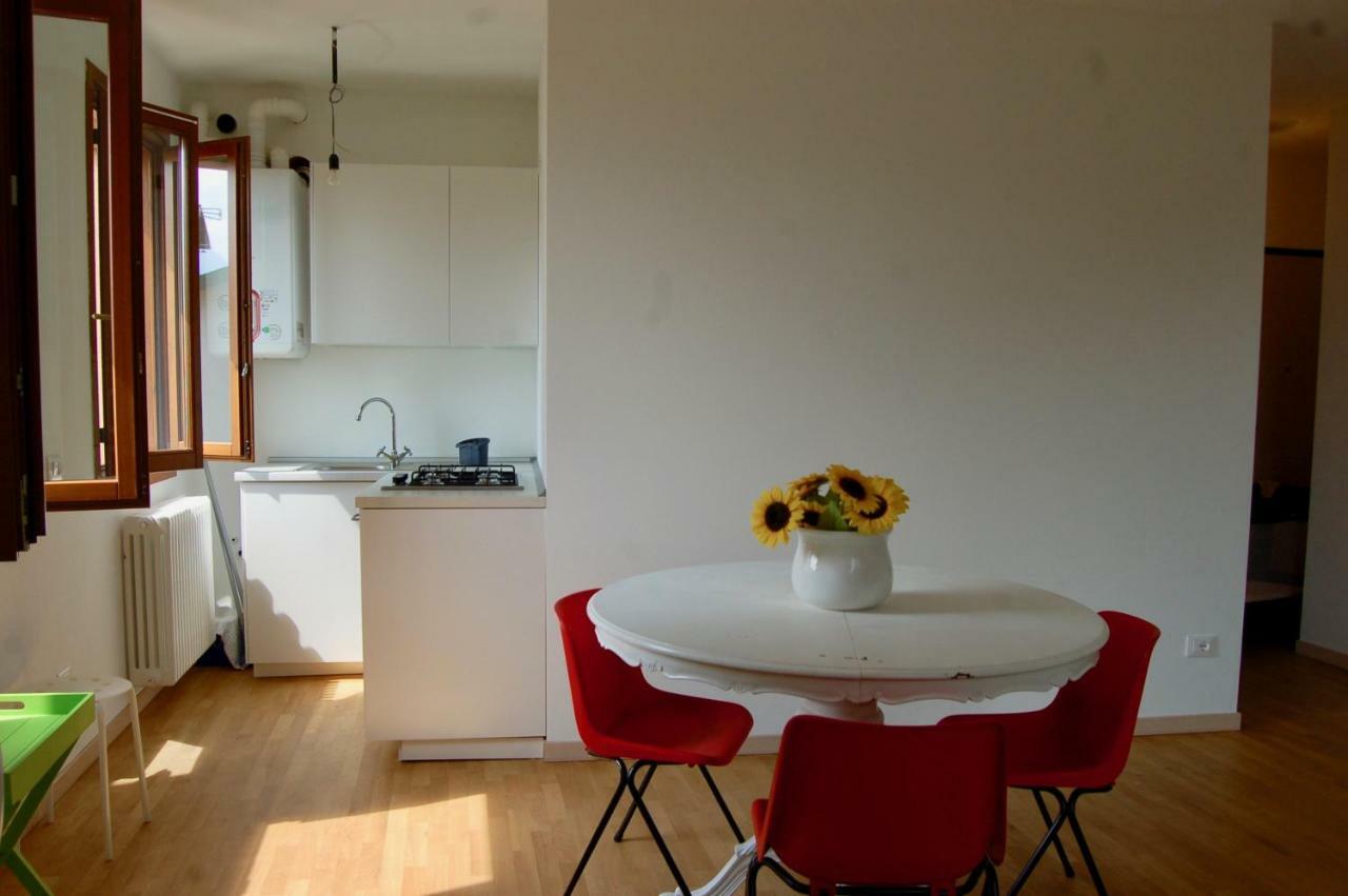 דירות Sueglio Casa Patrizia מראה חיצוני תמונה